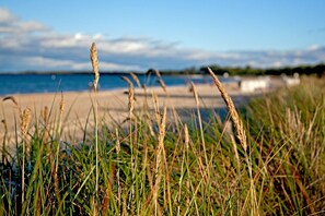 Tæt på stranden