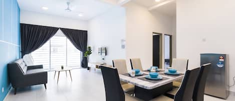 Apartment, 3 Bedrooms | Living area | 28-inch flat-screen TV with cable channels, TV