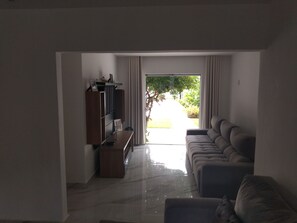 TV
