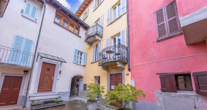 Casa Gialla, Pugerna, Switzerland
