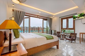 Chambre Deluxe, balcon, vue fleuve (Grand)