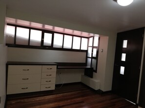 4 quartos, Wi-Fi, roupa de cama