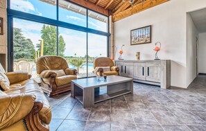 Interior - Cozy home in Gardonne (Gardonne)