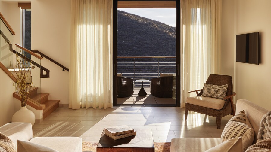 The Lodge at Blue Sky, Auberge Collection