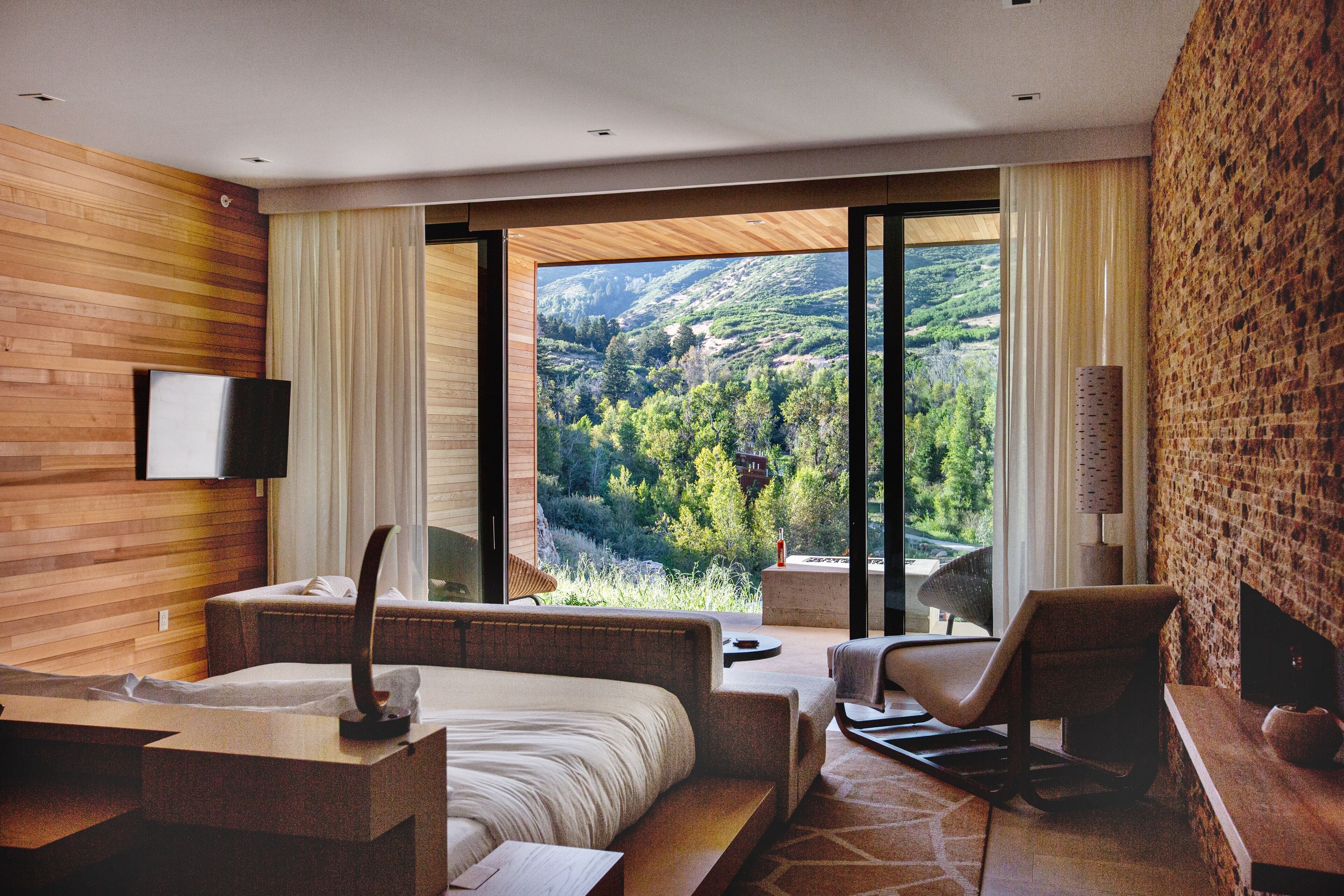 Suite (Earth Suite) | Ropa de cama de alta calidad, minibar, caja fuerte