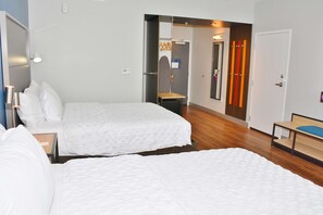 Zimmer, 2 Queen-Betten