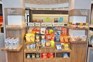 Snack bar - Tru by Hilton Grand Junction Downtown (Grand Junction)