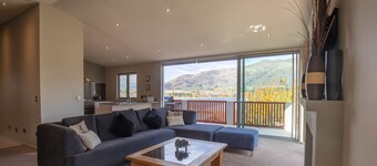Skyline Outlook - Wanaka Home