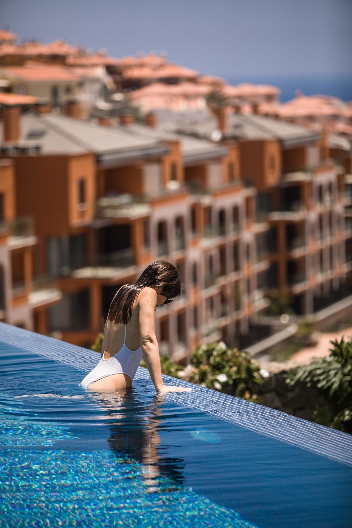 2 piscinas al aire libre, sombrillas, sillones reclinables de piscina