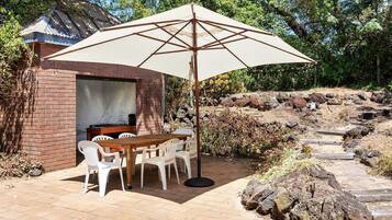 Rumah, 3 kamar tidur | Teras/patio