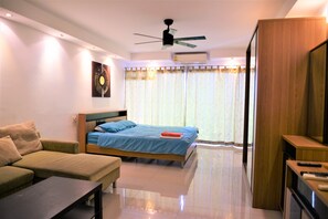 Studio | WiFi, bed sheets - Central Pattaya Plaza Condotel (Pattaya)