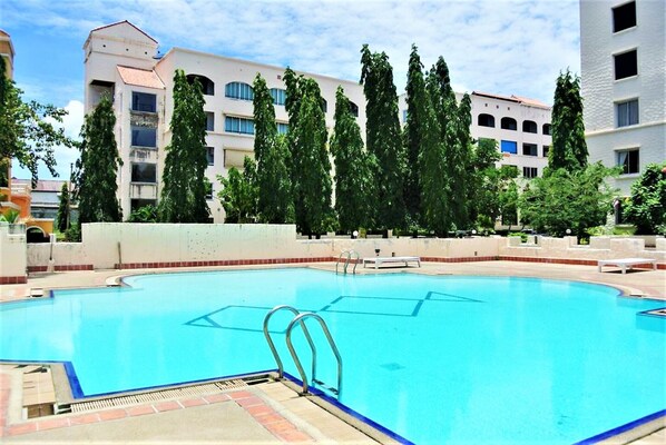 Apartment | Pool - Central Pattaya Apartment (Pattaya)