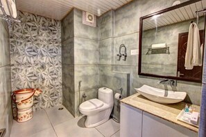 Superior kamer, 1 tweepersoonsbed | Badkamer | Handdoeken