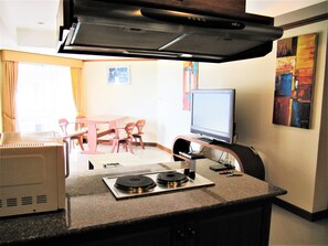 Apartment | Private kitchen | Fridge, microwave, stovetop, electric kettle - 2-bed Sea View - Jomtien Beach - Sleeps 4 (Pattaya)