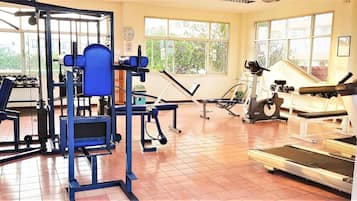 Studio | Fasilitas kebugaran