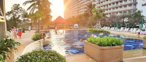 Leilighet | Basseng | Utendørsbasseng