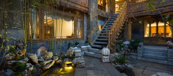 Lijiang Zen Garden Hotel