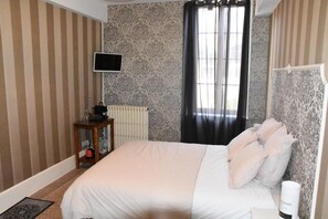 Individually decorated, individually furnished, soundproofing