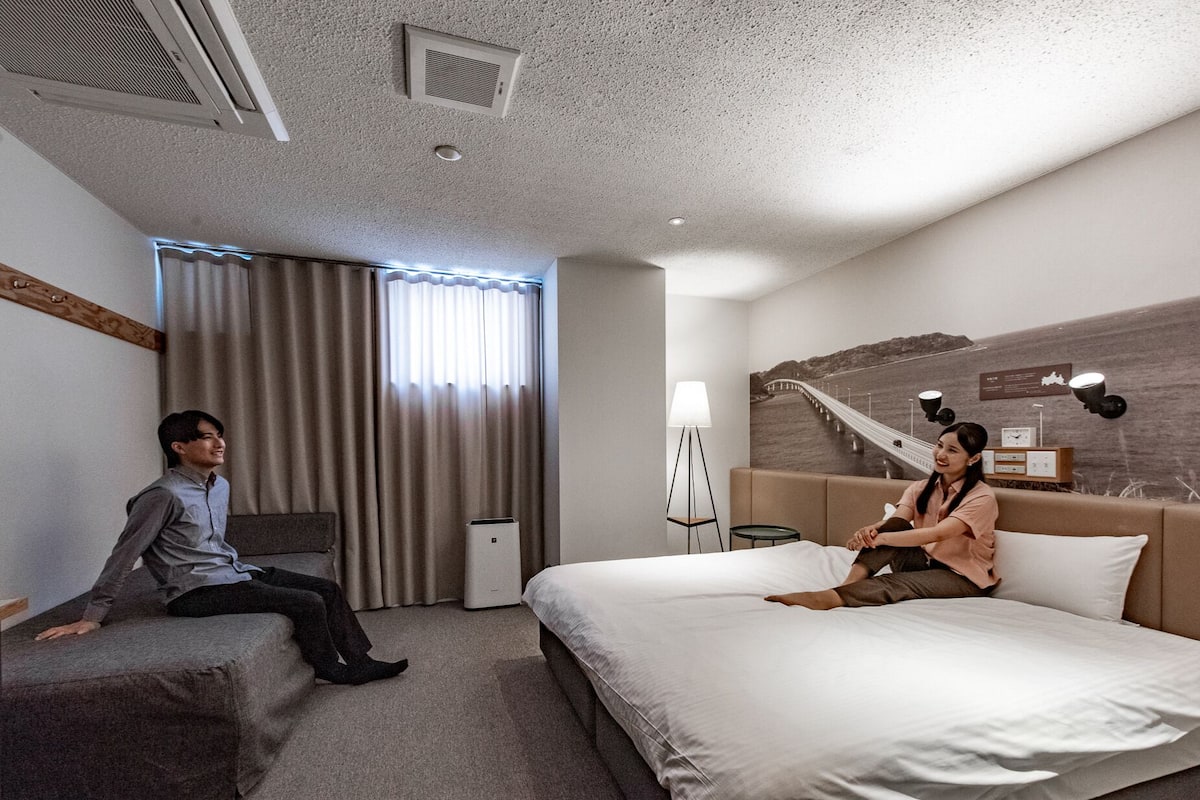 1 bedroom, desk, free WiFi, bed sheets