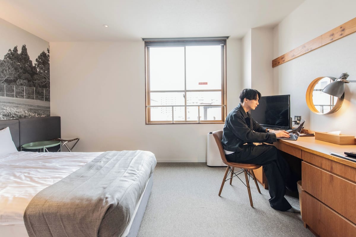 1 bedroom, desk, free WiFi, bed sheets