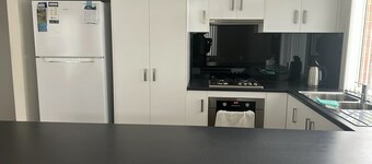 Relax in Comfort, Walking distance to beach