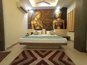 Premium AC | In-room safe, desk, soundproofing, free WiFi - Hotel Maa Ganga palace (Bhopal)