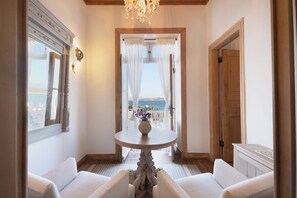 Romantic Suite, Bathtub, Sea View | Living area | Flat-screen TV - Nars Ilica Hotel Beach (Cesme)