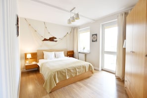 1 chambre, fer et planche à repasser, accès Internet, draps fournis