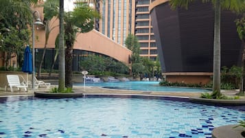 Piscine extérieure