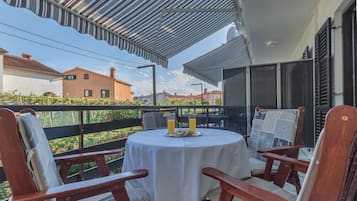 Appartement, 2 chambres, terrasse (A1) | Terrasse/patio