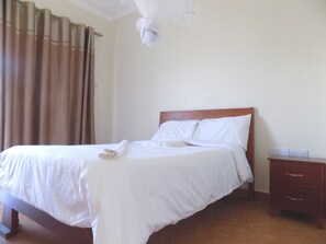 Premium bedding, individually decorated, individually furnished, desk