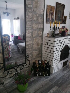 經典公寓, 山景 | 起居區 | LCD 液晶電視