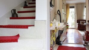 Hallway - Family Holiday Home (Budva)