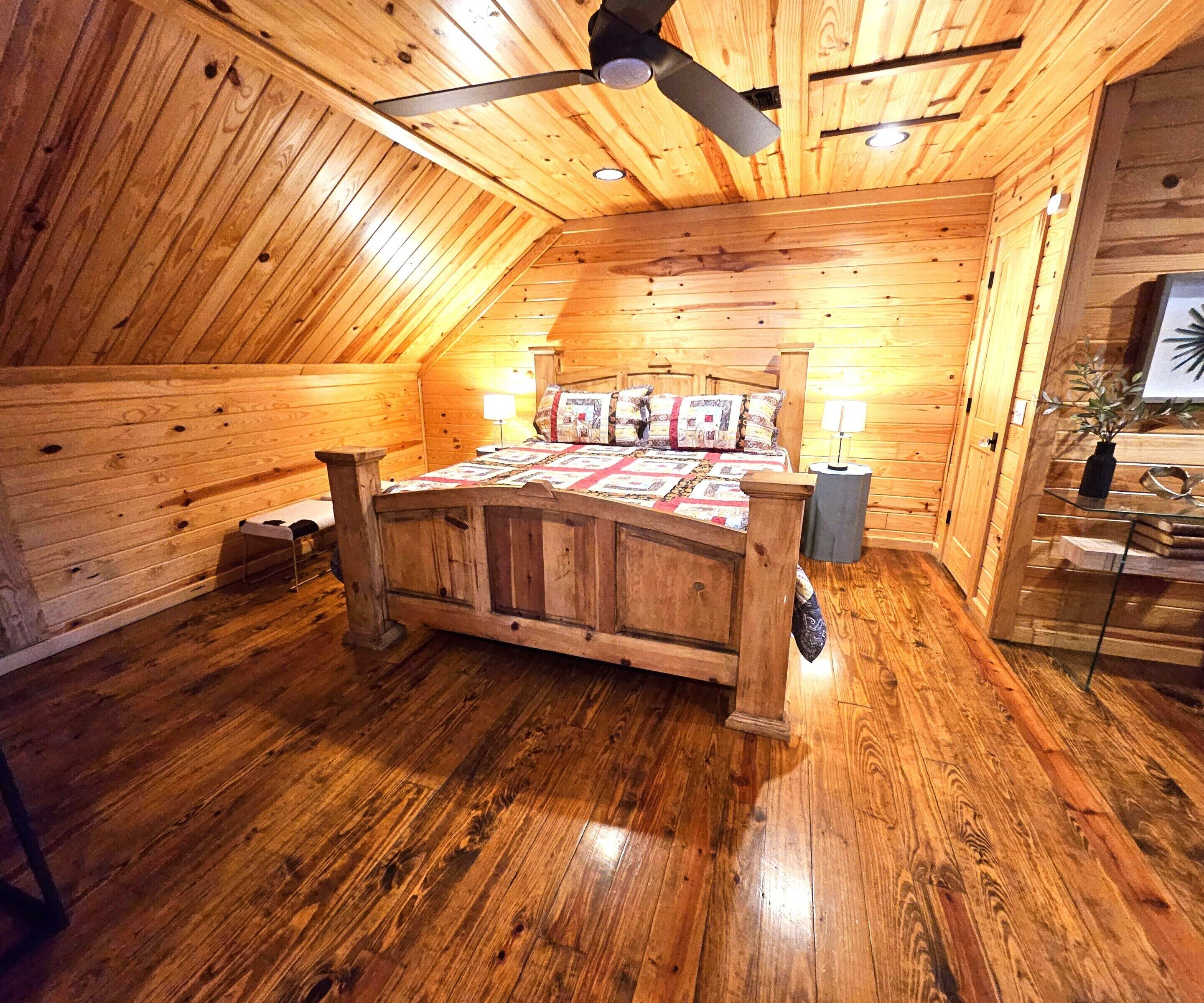 Cabane Luxe, salle de bains attenante, vue montagne (3BR-Misty Deer Retreat)