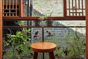 Deluxe Double Room | Terrace/patio