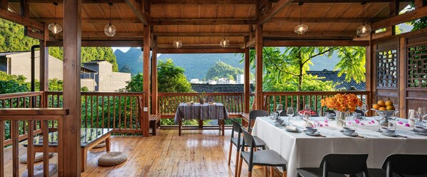 2 restaurants servant le petit déjeuner
