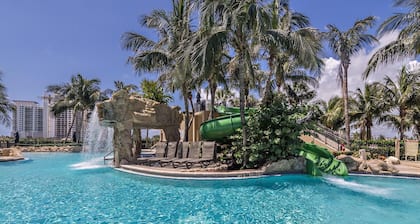 25% Off Oceanview Penthouse in Palm Beach Resort and Spa #2105