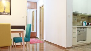 In-room dining - Cozy Family Apartment (Budva)