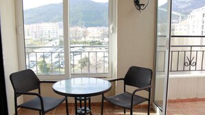 Terrace/patio - Cozy Family Apartment (Budva)