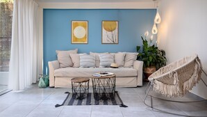 Two Bedroom Apartment With Garden | Oppholdsrom