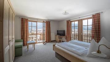 Double Room, 1 Double Bed, Mountain View | In-room safe, desk, soundproofing, cribs/infant beds