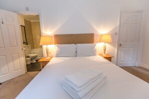 Departamento, 2 habitaciones, para no fumadores | Tabla de planchar con plancha, wifi gratis y ropa de cama
