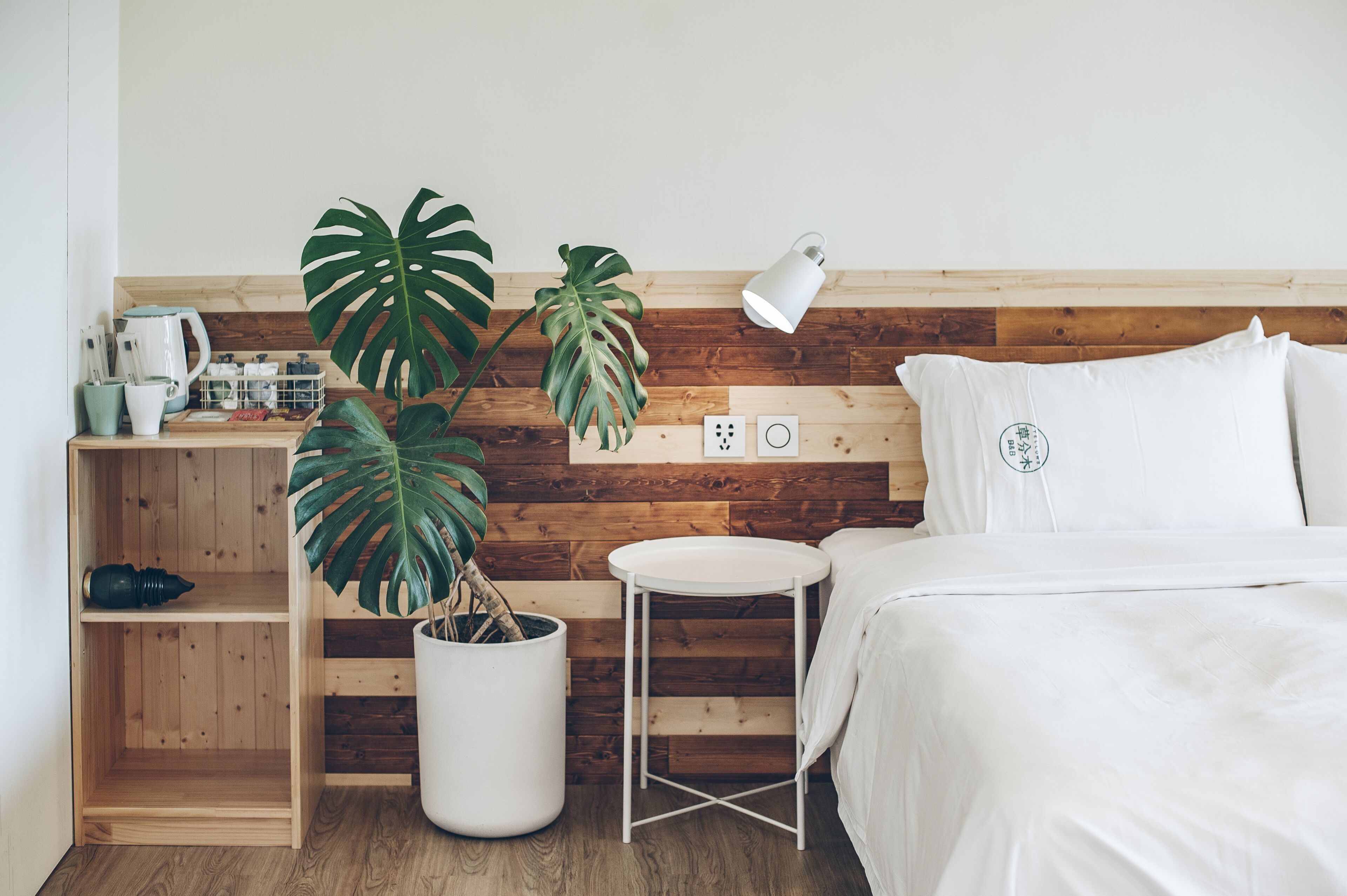 Phòng 4, quang cảnh biển (202) | Bàn, màn/rèm cản sáng, phòng cách âm 