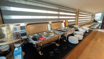 Free daily buffet breakfast