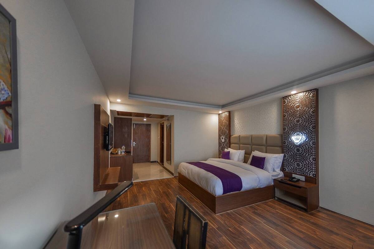 Superior Room, 1 Katil Raja (King) | Wi-fi percuma 
