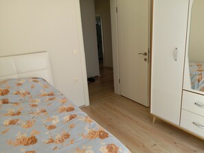 Family Apartment, 3 Bedrooms, Mountain View | Desk, free WiFi, bed sheets - Apartment Catherina (Fethiye)