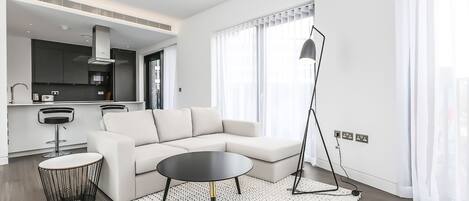 Apartment, 2 Bedrooms (Flat 4) | Living area | Flat-screen TV