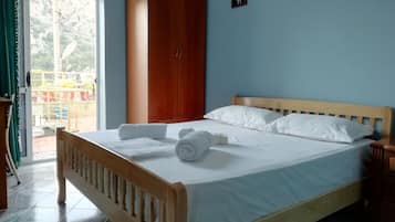 Standard Double Room | Terrace/patio