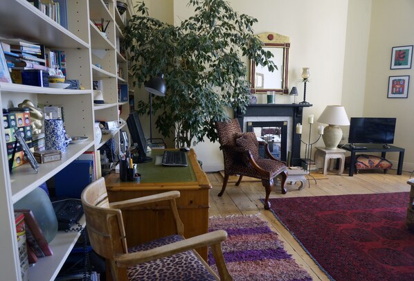 Living area - Fabulous Brunswick by the sea (Hove)