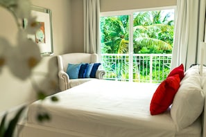 4 bedrooms, in-room safe, iron/ironing board, free WiFi